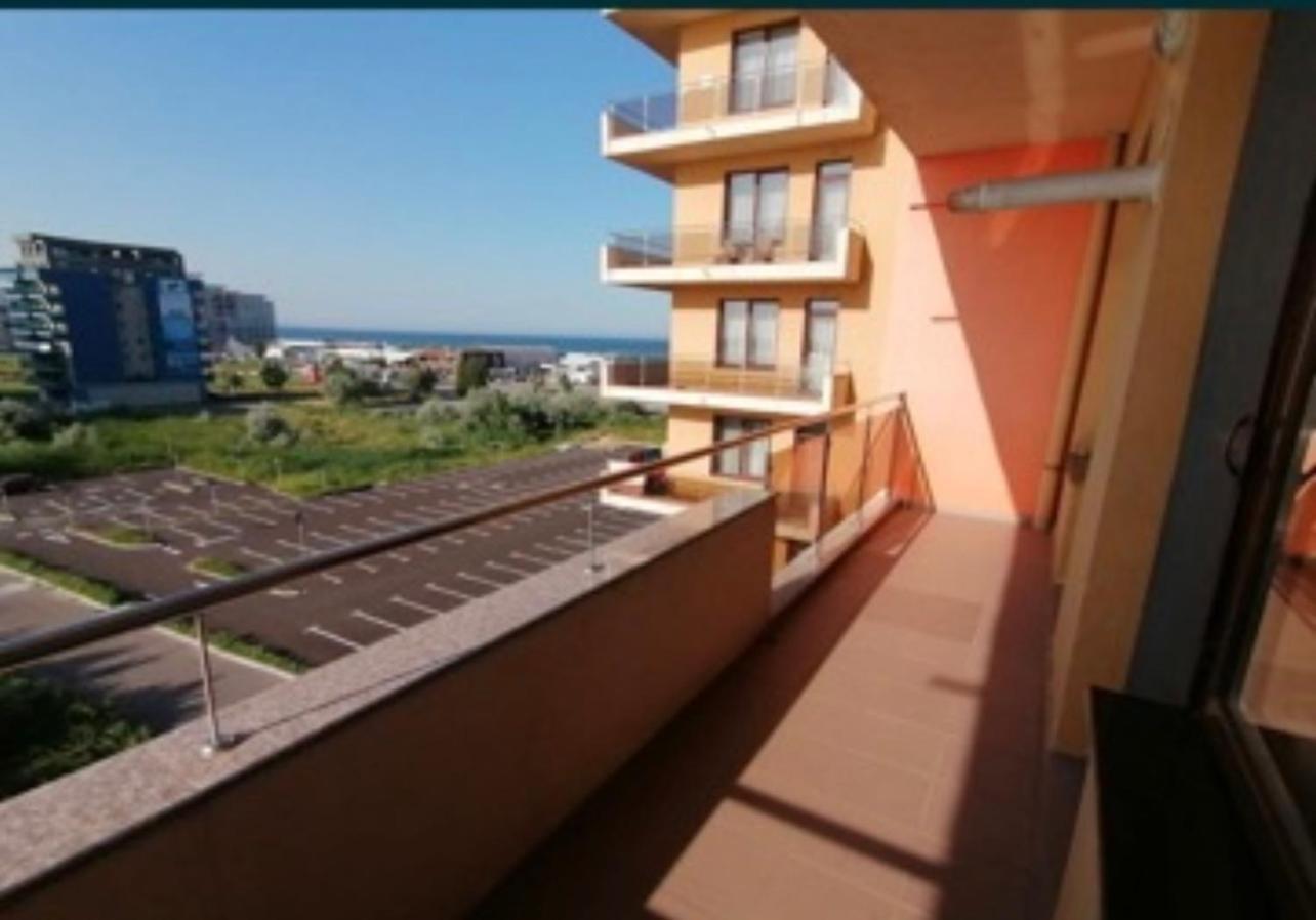 Zenstay Summerland Mamaia Exterior photo
