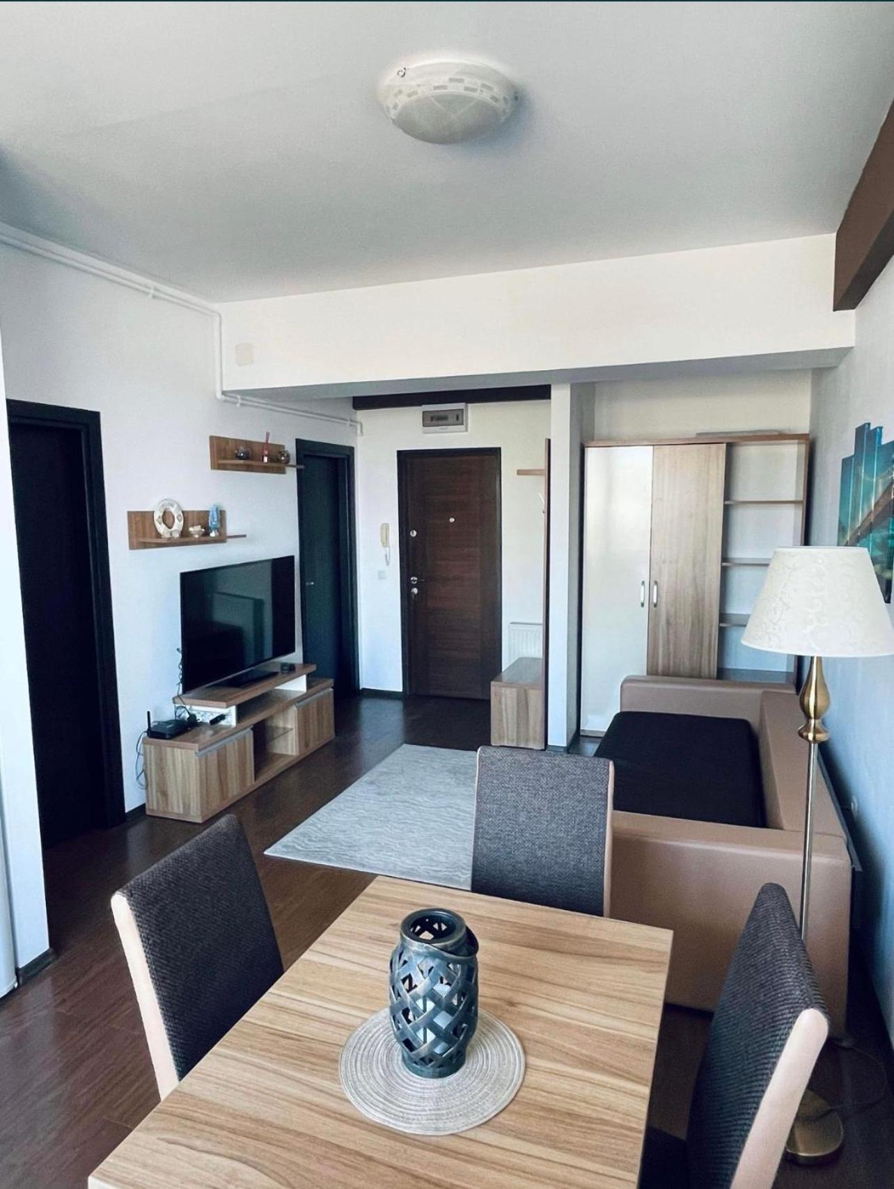 Zenstay Summerland Mamaia Exterior photo